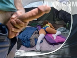 Vừa dưới quê lên, cô em gái đã cướp chồng của chị...