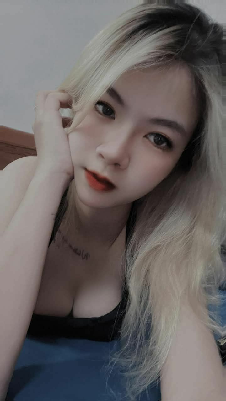 Vụng trộm cùng trai trẻ khi chồng yếu sinh lý